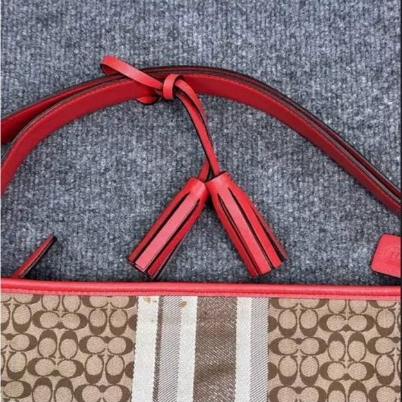 Coach Beige and Orange Shoulder Bag - Picture 4 of 7